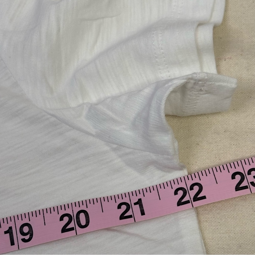 🏷️NWT Athleta Size Large Essential Slub Tee Bright White Semi-Fitted Crew Neck - Picture 9 of 16